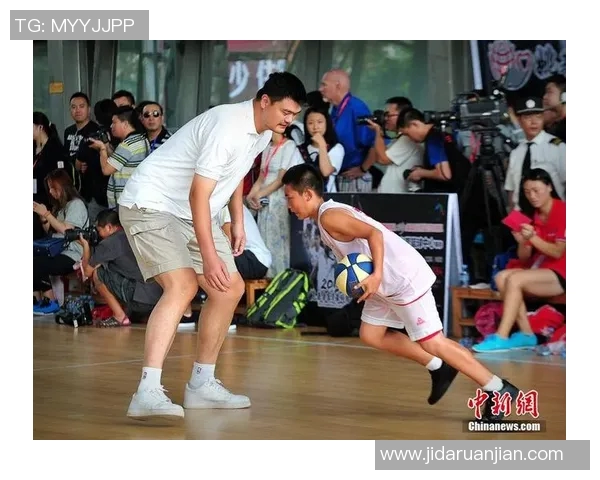 姚明珊与孩子的成长故事：从篮球巨星到温馨家庭的幸福生活