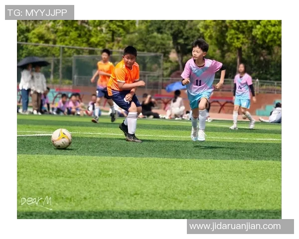 足球明星传授技巧视频教学助你提升球技与比赛表现