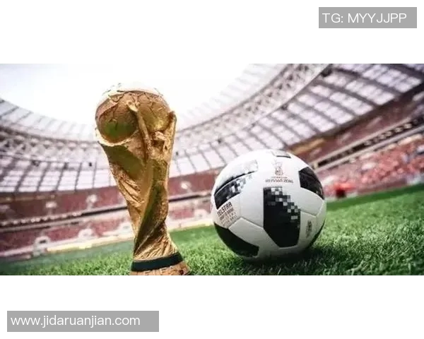 男孩足球明星摆件的名称及其收藏价值分析