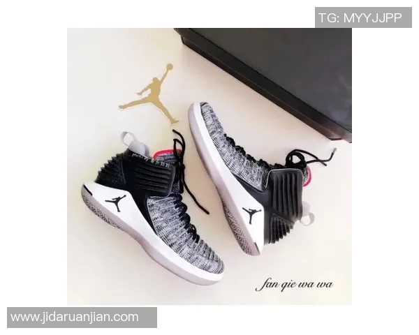 篮球明星开箱揭秘独家装备与训练秘籍让你领略球场背后的故事